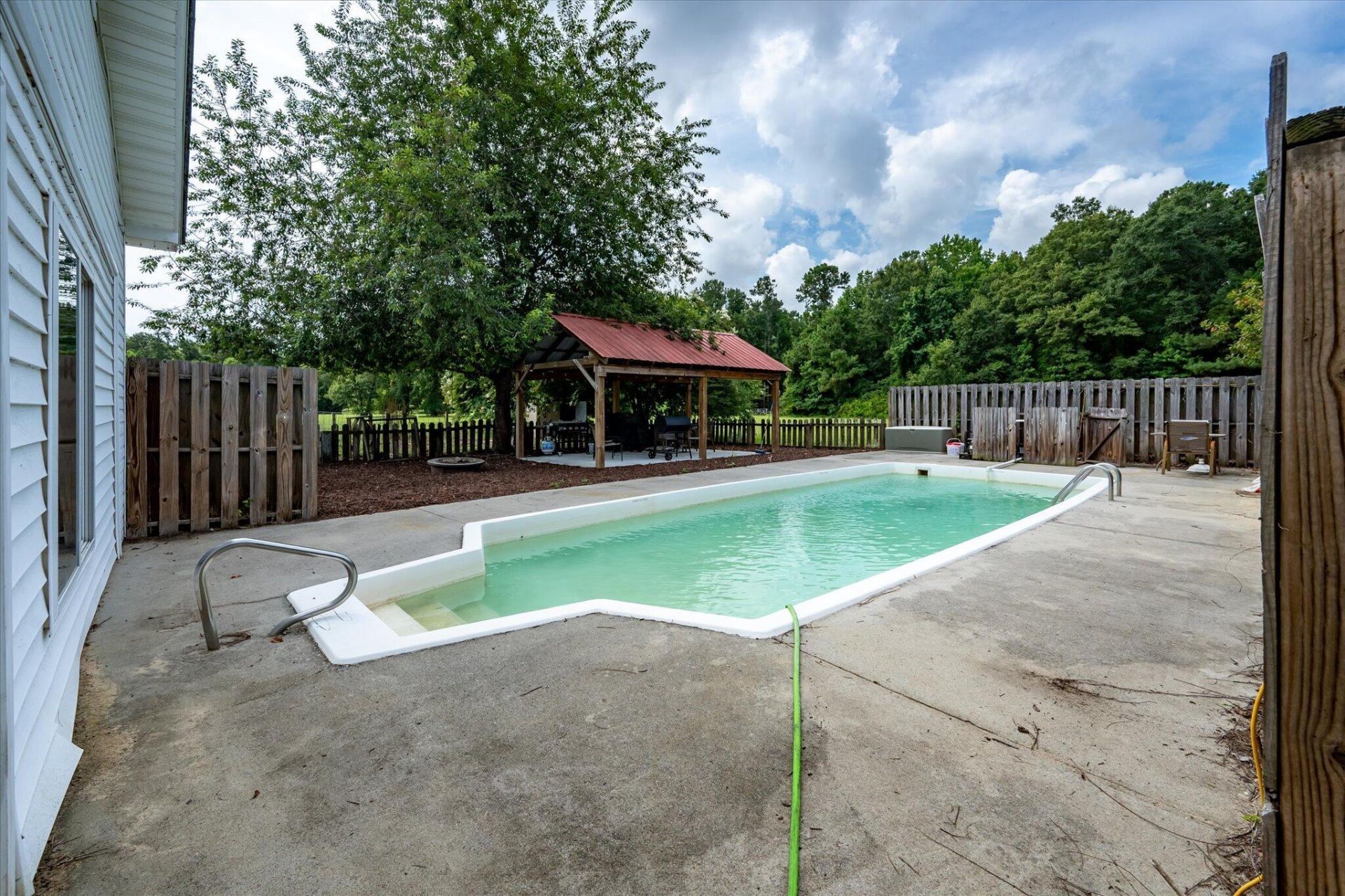 142 Cloverleaf Drive Photo 48