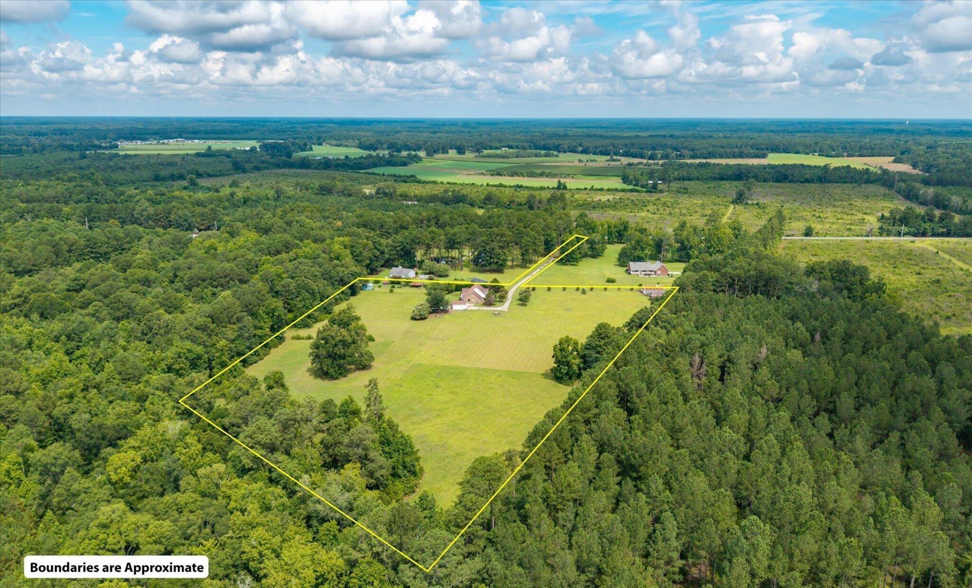 142 Cloverleaf Drive Photo 62