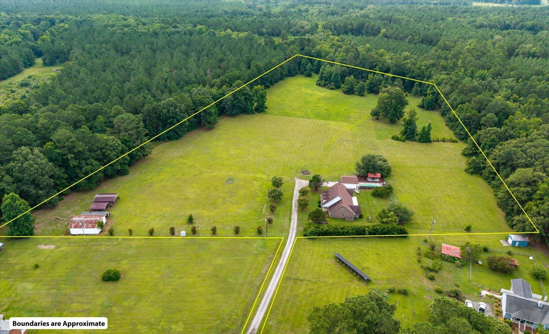142 Cloverleaf Drive Photo 67