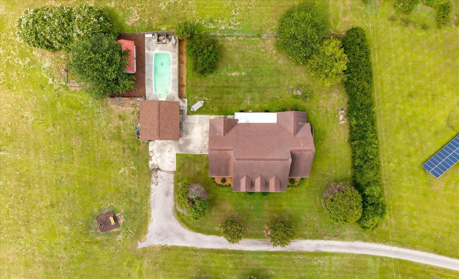 142 Cloverleaf Drive Photo 73