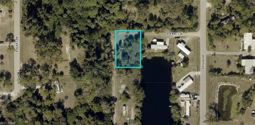 7614 Pierre Cir, North Fort Myers, FL 33917 Photo
