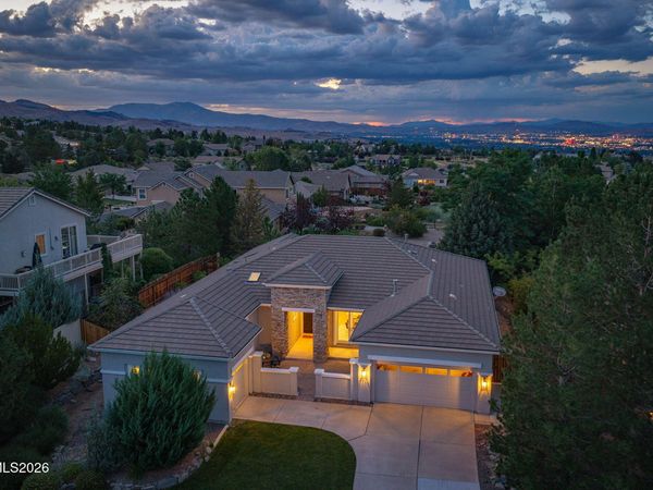 2711 Sun Chaser Court, Reno, NV 89511