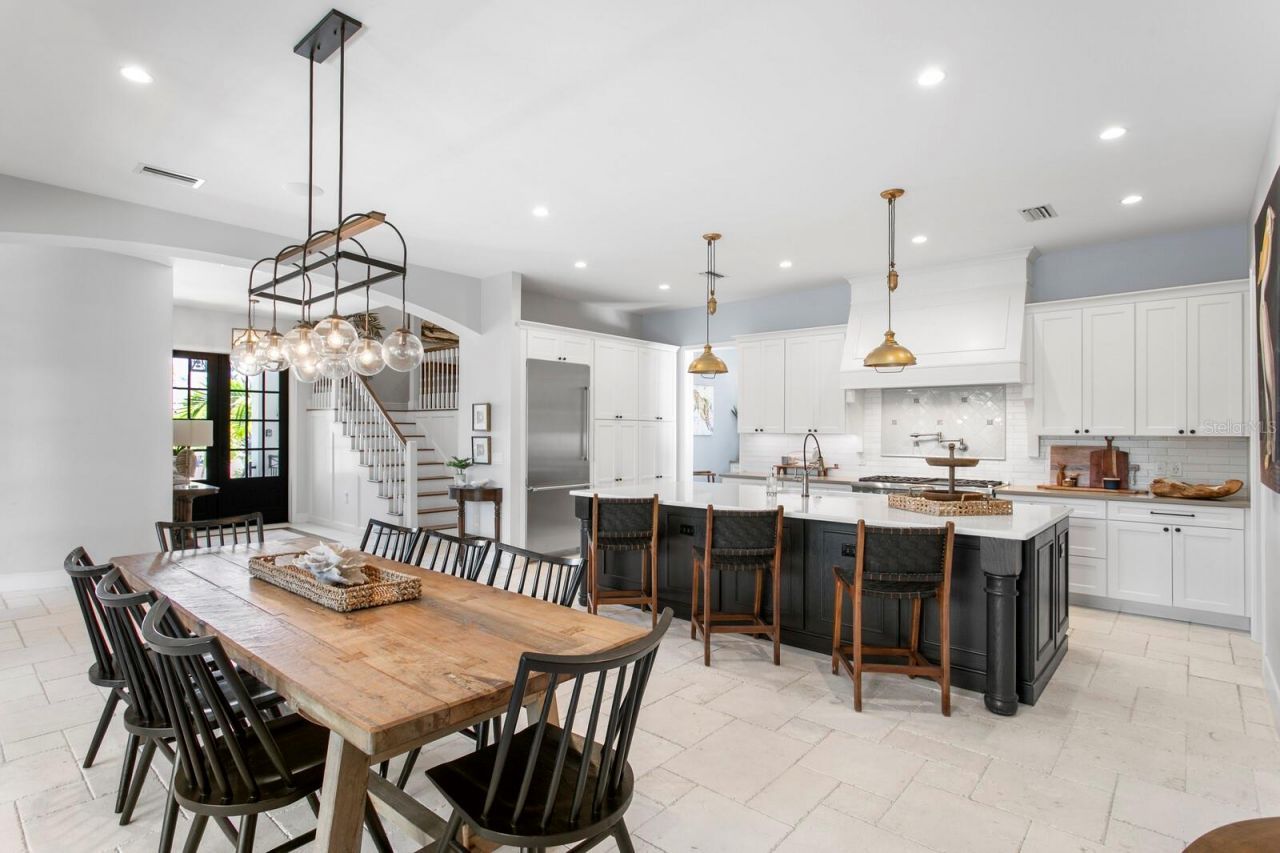 220 N Harbor Drive, Holmes Beach, FL 34217 Photo