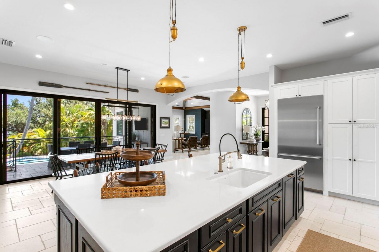 220 N Harbor Drive, Holmes Beach, FL 34217 Photo