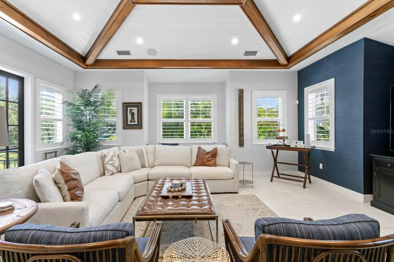 220 N Harbor Drive, Holmes Beach, FL 34217 Photo