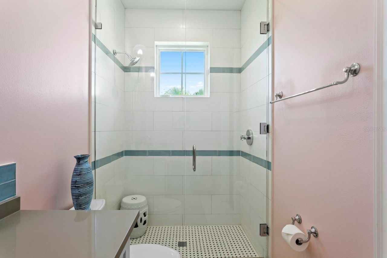 220 N Harbor Drive, Holmes Beach, FL 34217 Photo