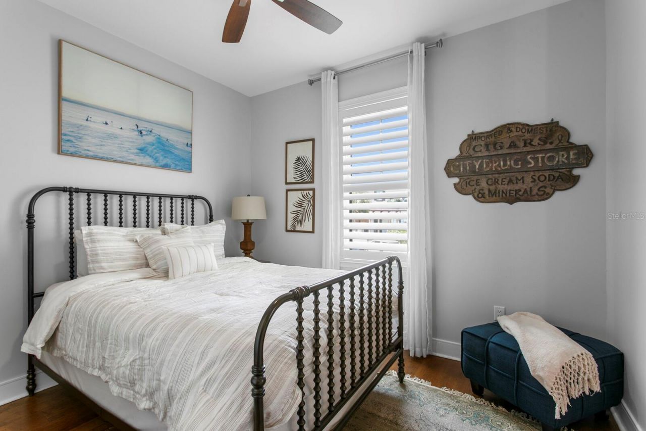 220 N Harbor Drive, Holmes Beach, FL 34217 Photo