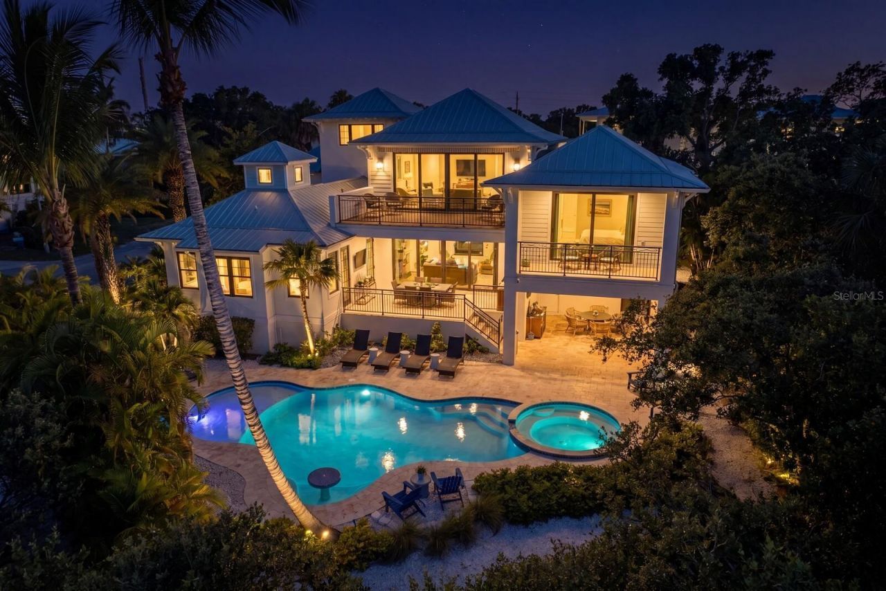 220 N Harbor Drive, Holmes Beach, FL 34217 Photo