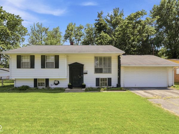 5702 Windmill Drive, Indianapolis, IN 46254
