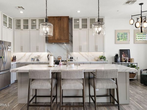 10412 E ACOMA Drive, Scottsdale, AZ 85255