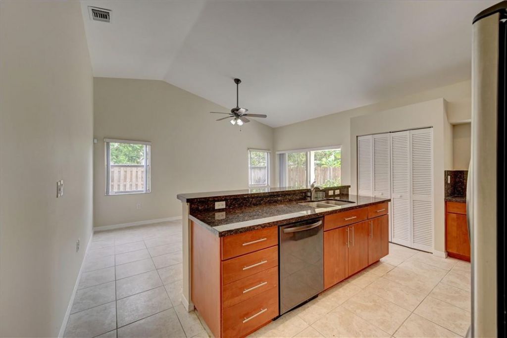 13348 NW 13th Street, Sunrise, FL 33323 Photo