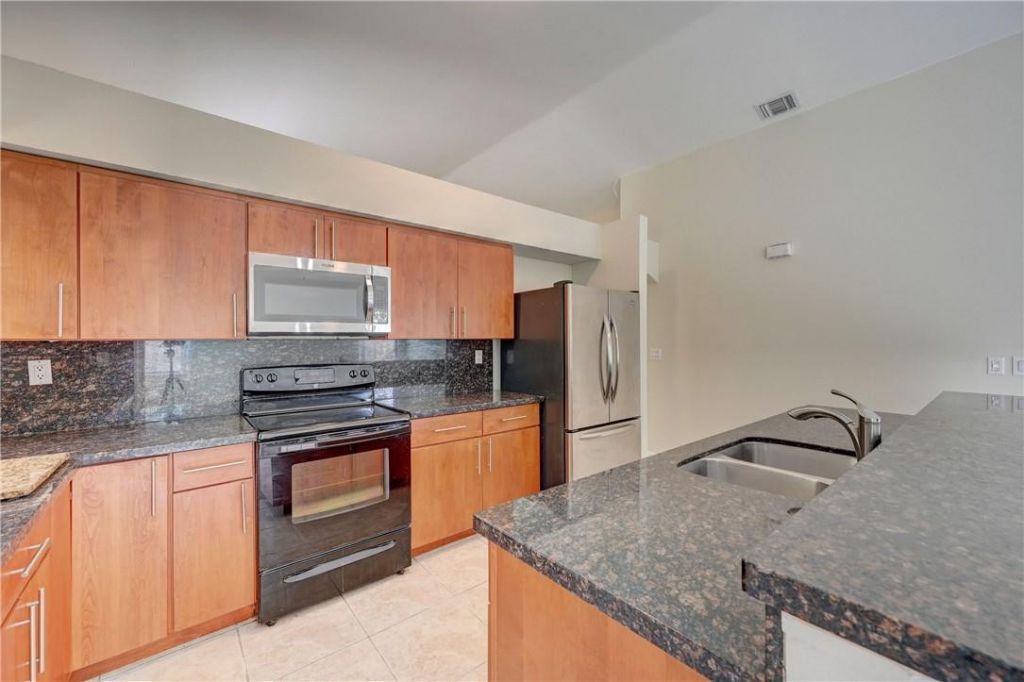 13348 NW 13th Street, Sunrise, FL 33323 Photo