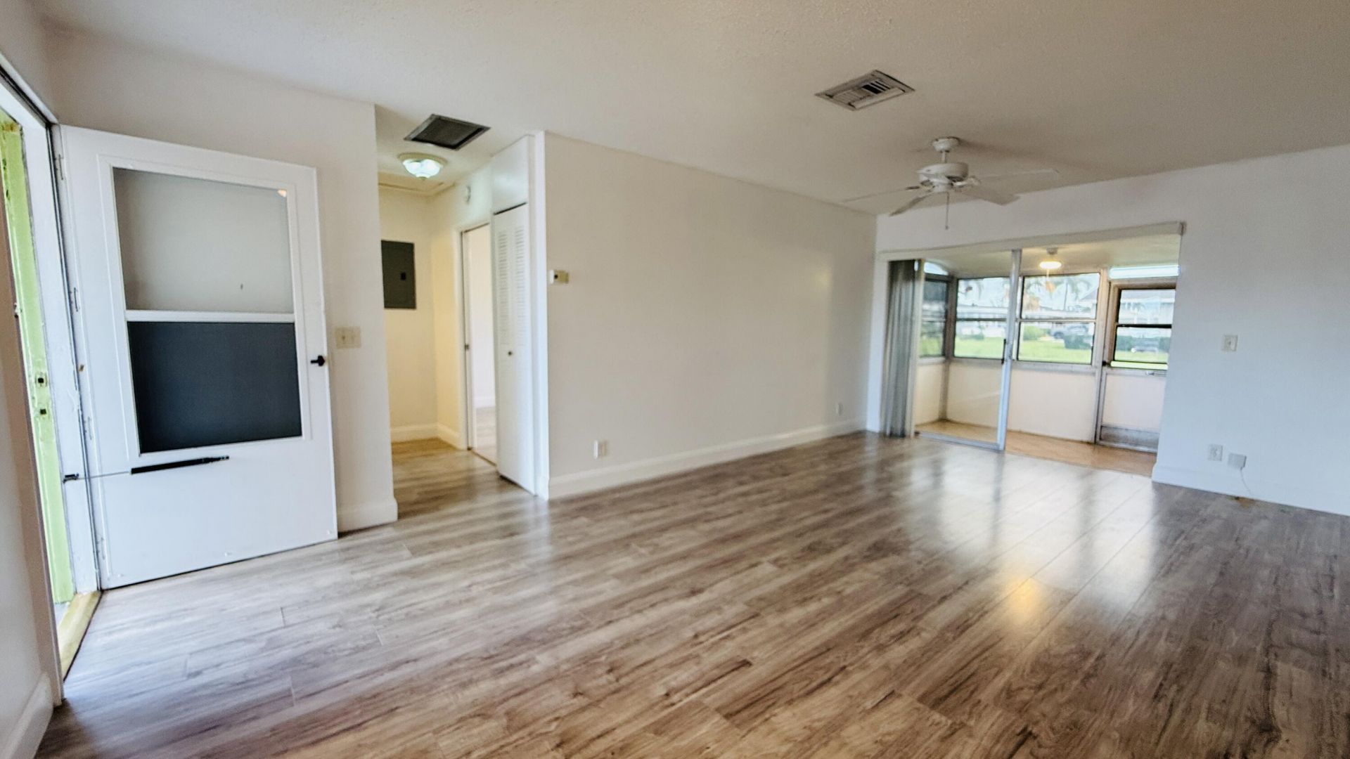 2676 Dudley Drive E, Unit B, West Palm Beach, FL 33415 Photo