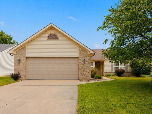 8303 Maple Valley, Fort Wayne, IN 46835