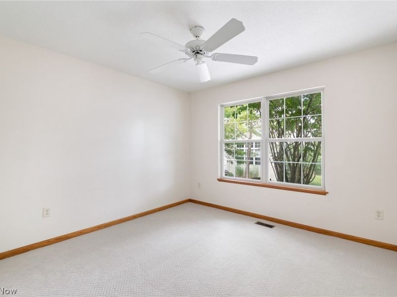 2823 Stratford Circle, Green, OH 44312 Photo 18