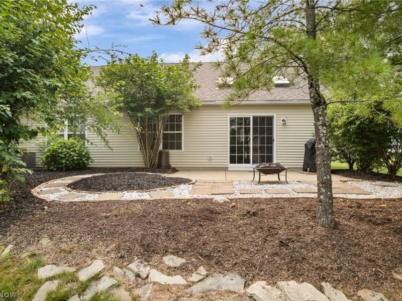 2823 Stratford Circle, Green, OH 44312 Photo 27