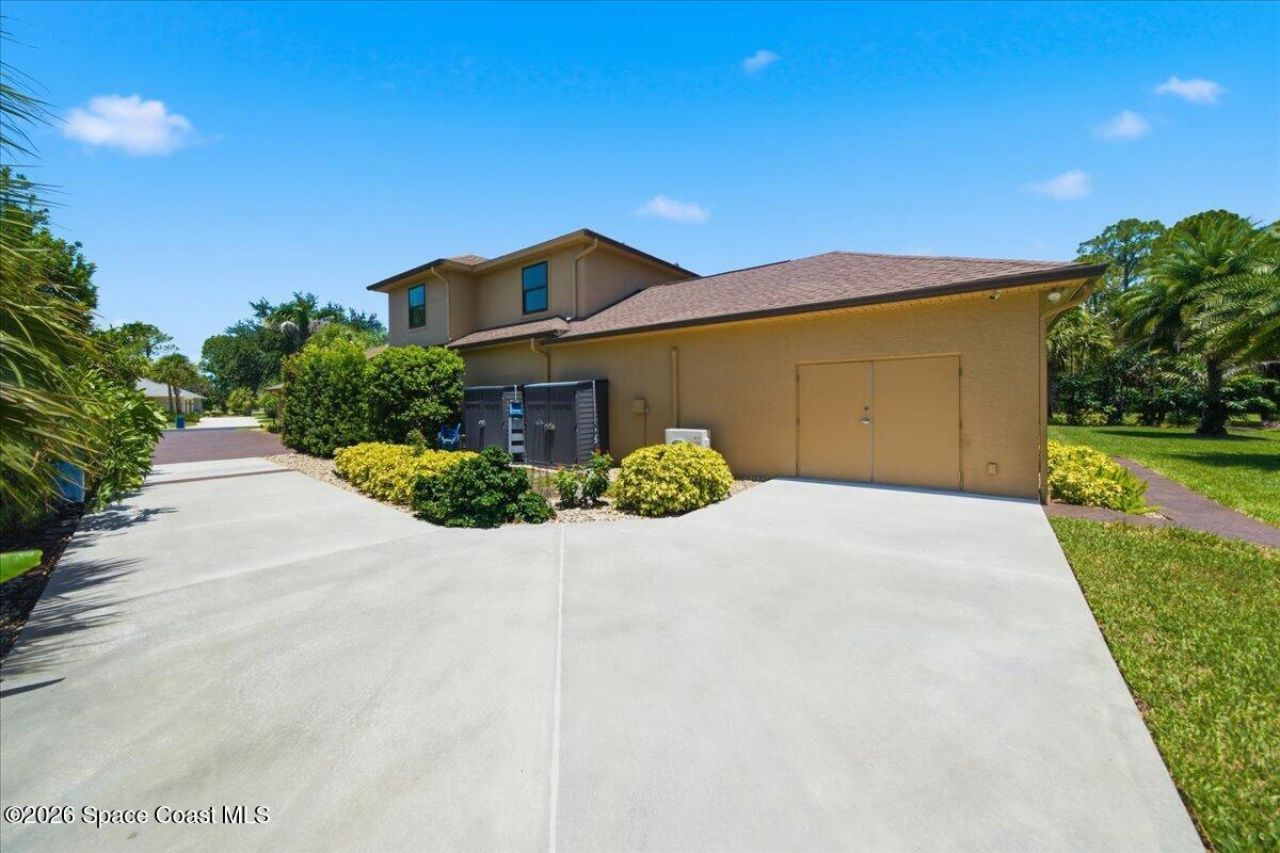 1868 Winding Ridge Circle SE , Palm Bay, FL 32909 Photo