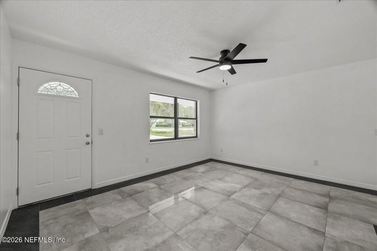 109 Ivey Road, San Mateo, FL 32187 Photo
