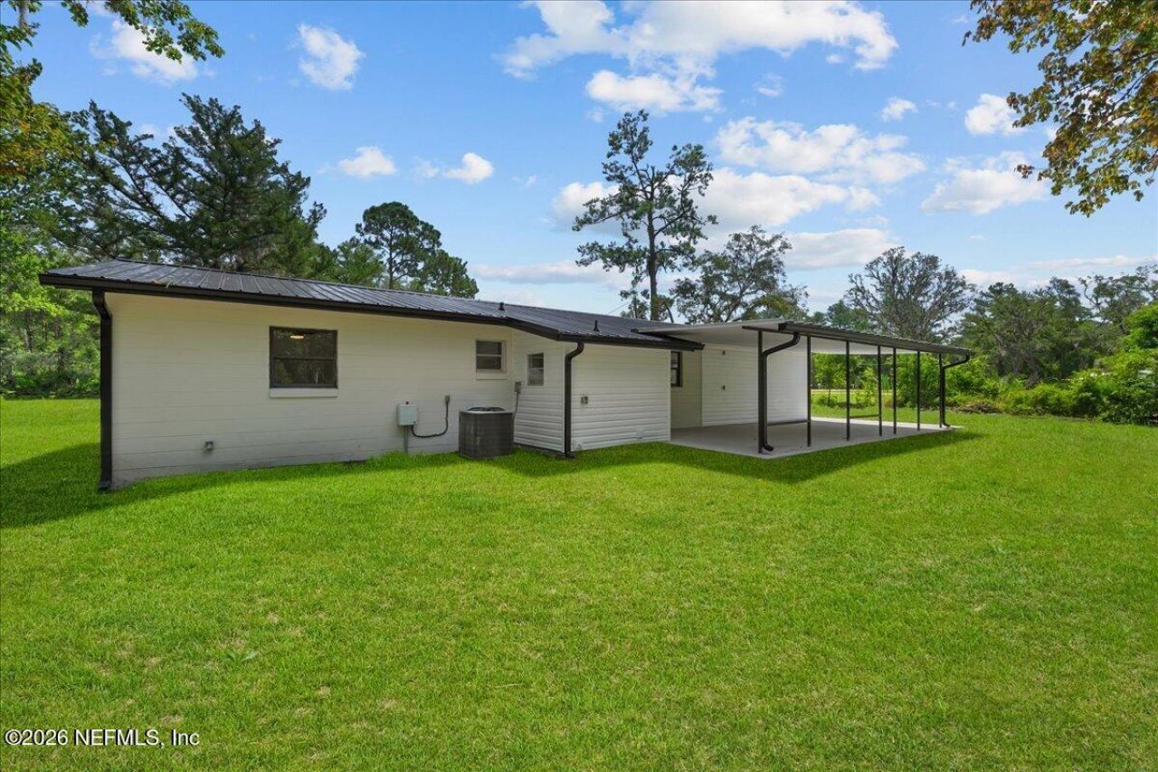 109 Ivey Road, San Mateo, FL 32187 Photo
