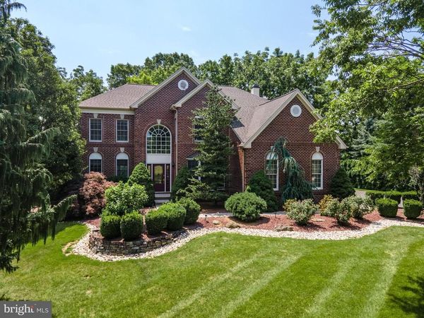 4140 DOUGLAS DRIVE , BETHLEHEM, PA 18020