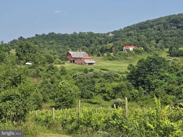 RED BARN LANE, LINDEN, VA 22642