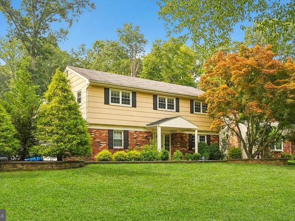 187 DORCHESTER DRIVE, EAST WINDSOR, NJ 08520