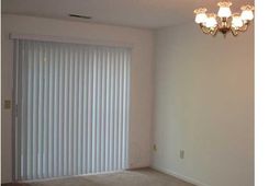 4749 Linfield Lane photo 4
