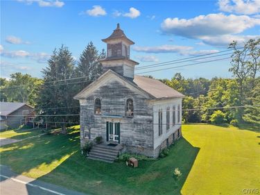 1161 County Route 53 , Oswego, NY 13126