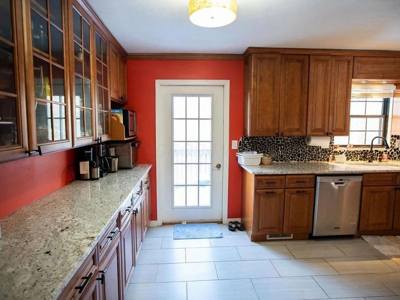 7902 Bittersweet , Athens, OH 45701 Photo 10