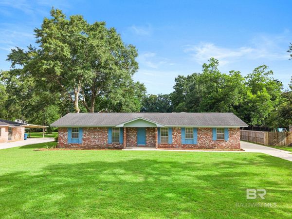 116 Woodmere Drive, Brewton, AL 36426