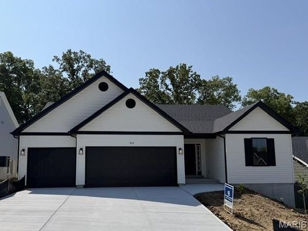 818 Dogwood Way, Hillsboro, MO 63050