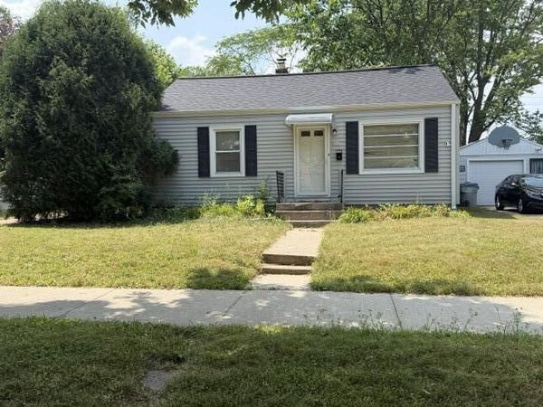 3767 N 62nd St, Milwaukee, WI 53216