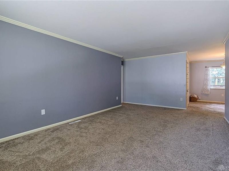 3938 Willow Creek Drive, Clayton, OH 45415 Photo 7