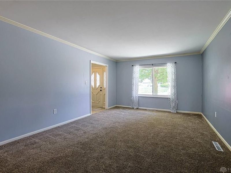 3938 Willow Creek Drive, Clayton, OH 45415 Photo 9