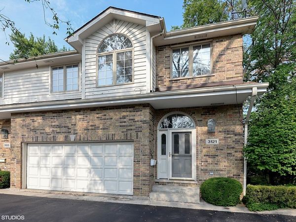 3121 Lake Avenue, Unit 3121, Wilmette, IL 60091