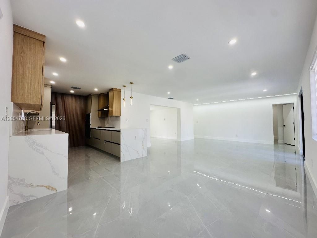 430 SW 100th Ave , Sweetwater, FL 33174 Photo