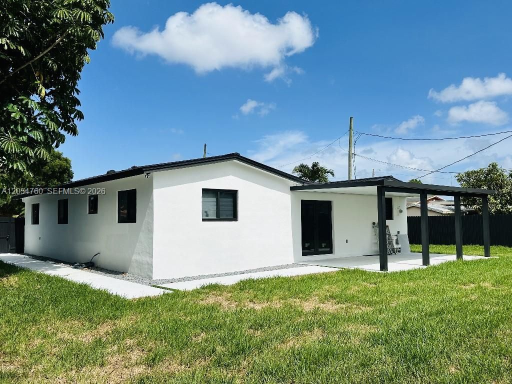 430 SW 100th Ave , Sweetwater, FL 33174 Photo