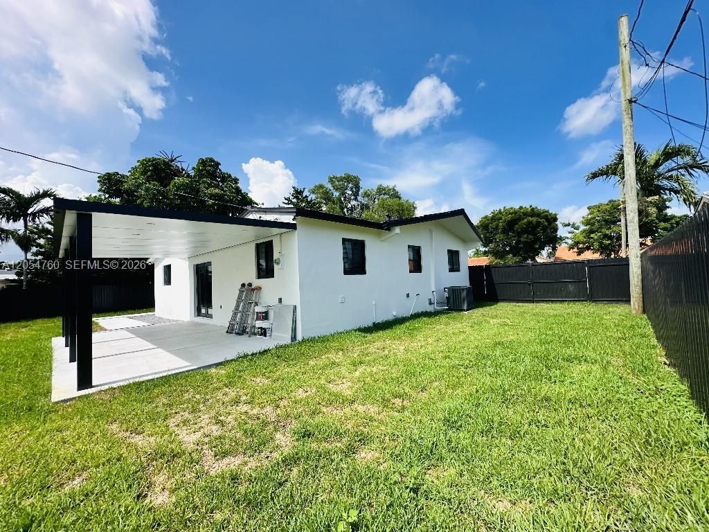430 SW 100th Ave , Sweetwater, FL 33174 Photo