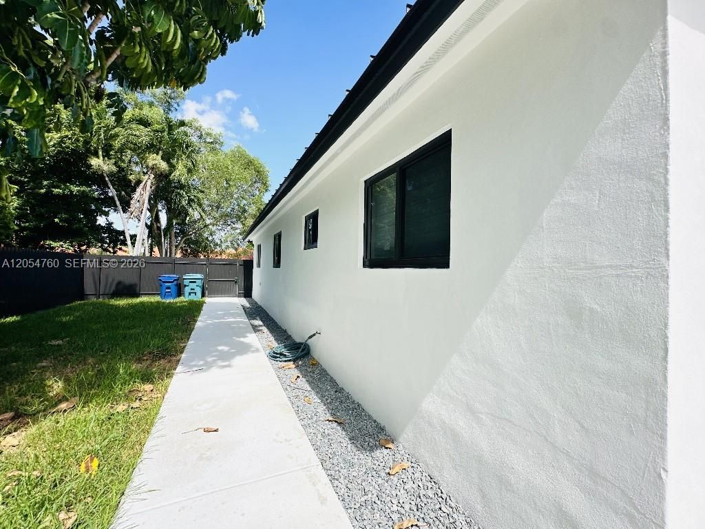 430 SW 100th Ave , Sweetwater, FL 33174 Photo