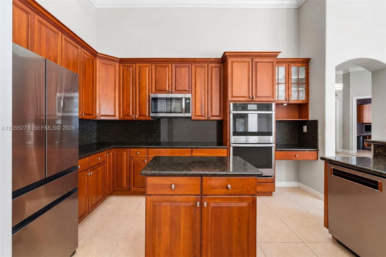13755 NW 18th Ct, Pembroke Pines, FL 33028 Photo
