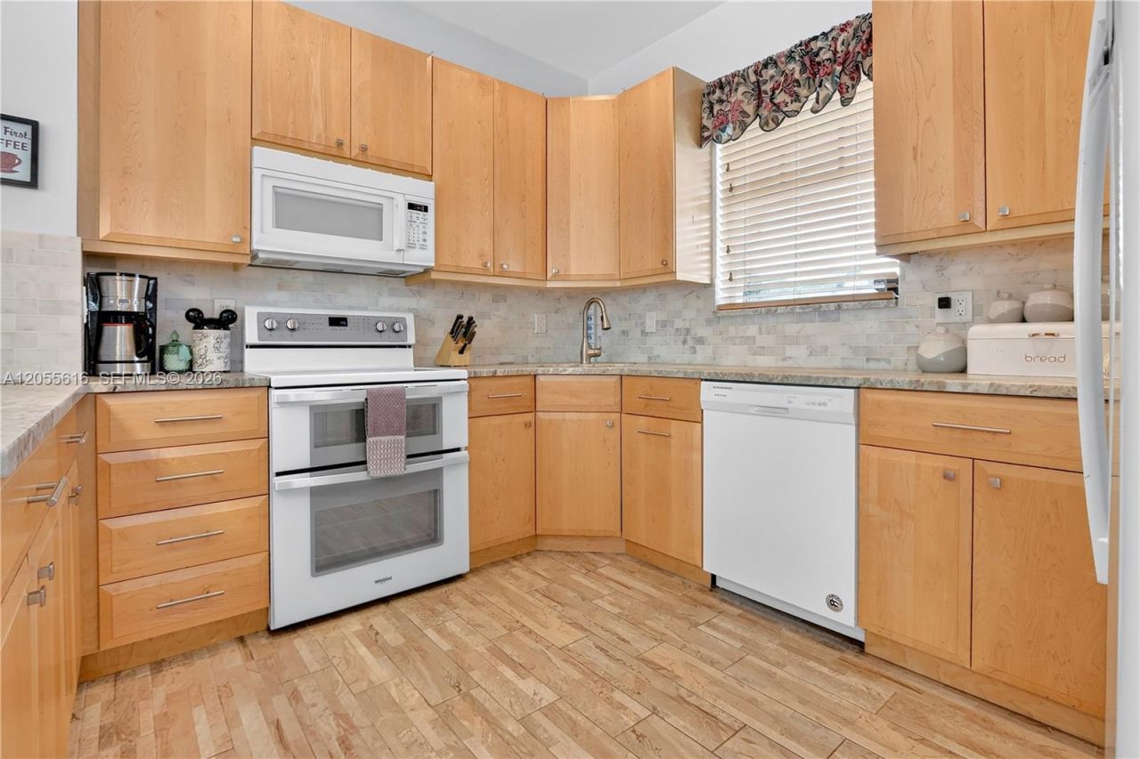 840 NE 14th Pl , Fort Lauderdale, FL 33304 Photo