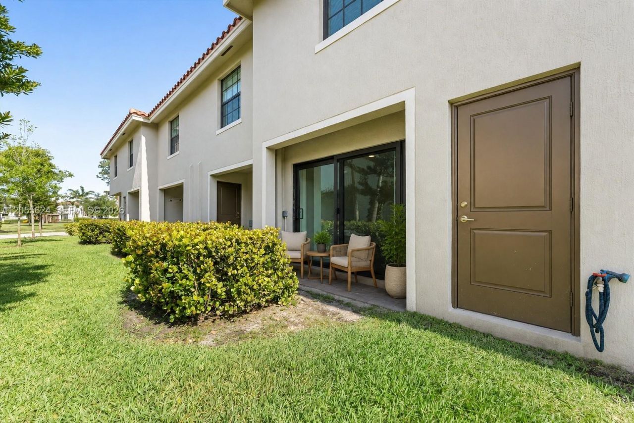 5010 Genove Pl , Unit 5010, Riviera Beach, FL 33410 Photo