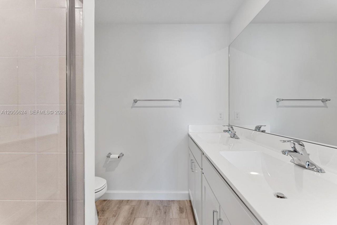 5010 Genove Pl , Unit 5010, Riviera Beach, FL 33410 Photo