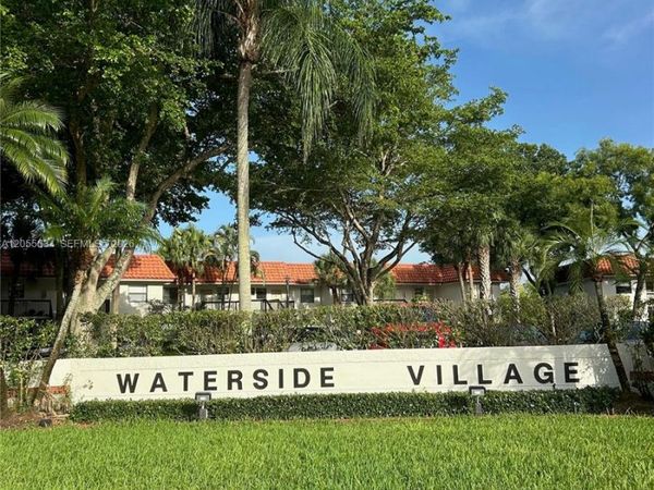 15710 E Waterside Cir , Unit 203, Sunrise, FL 33326