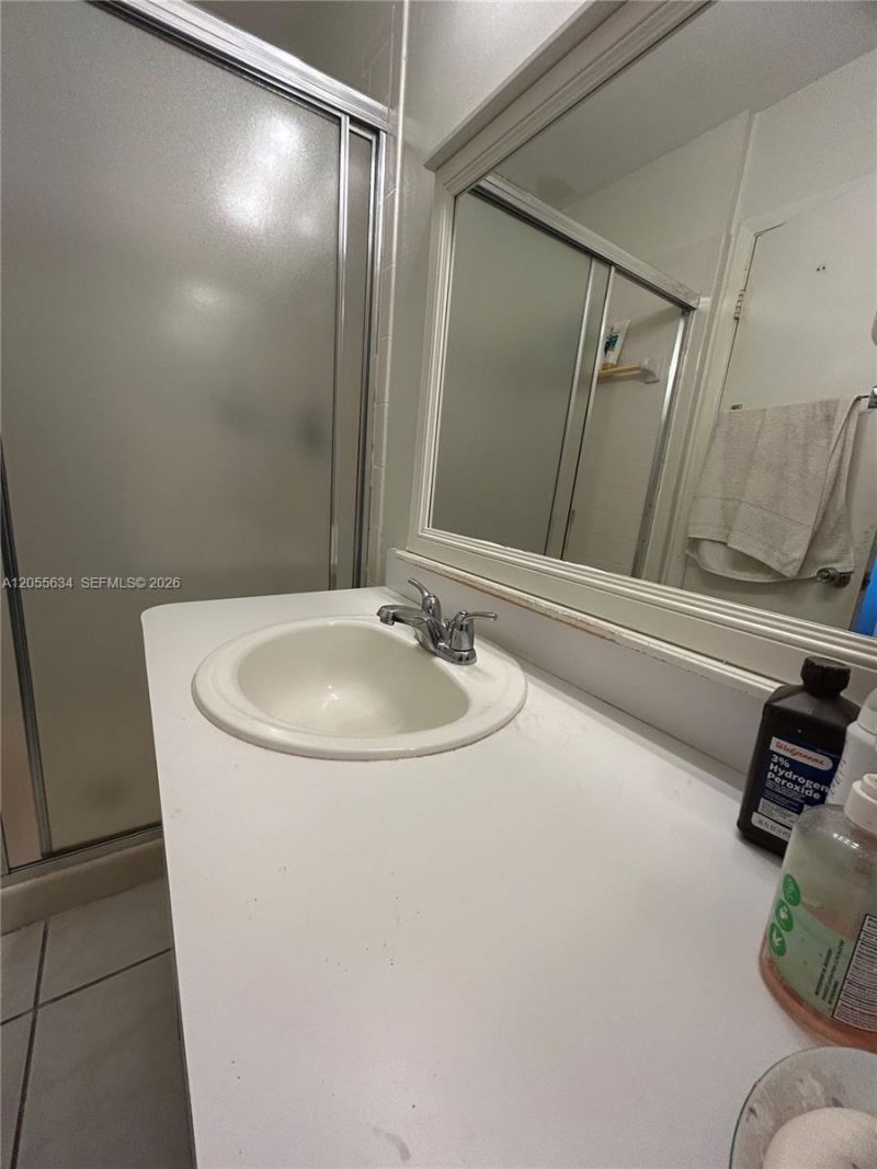 15710 E Waterside Cir , Unit 203, Sunrise, FL 33326 Photo