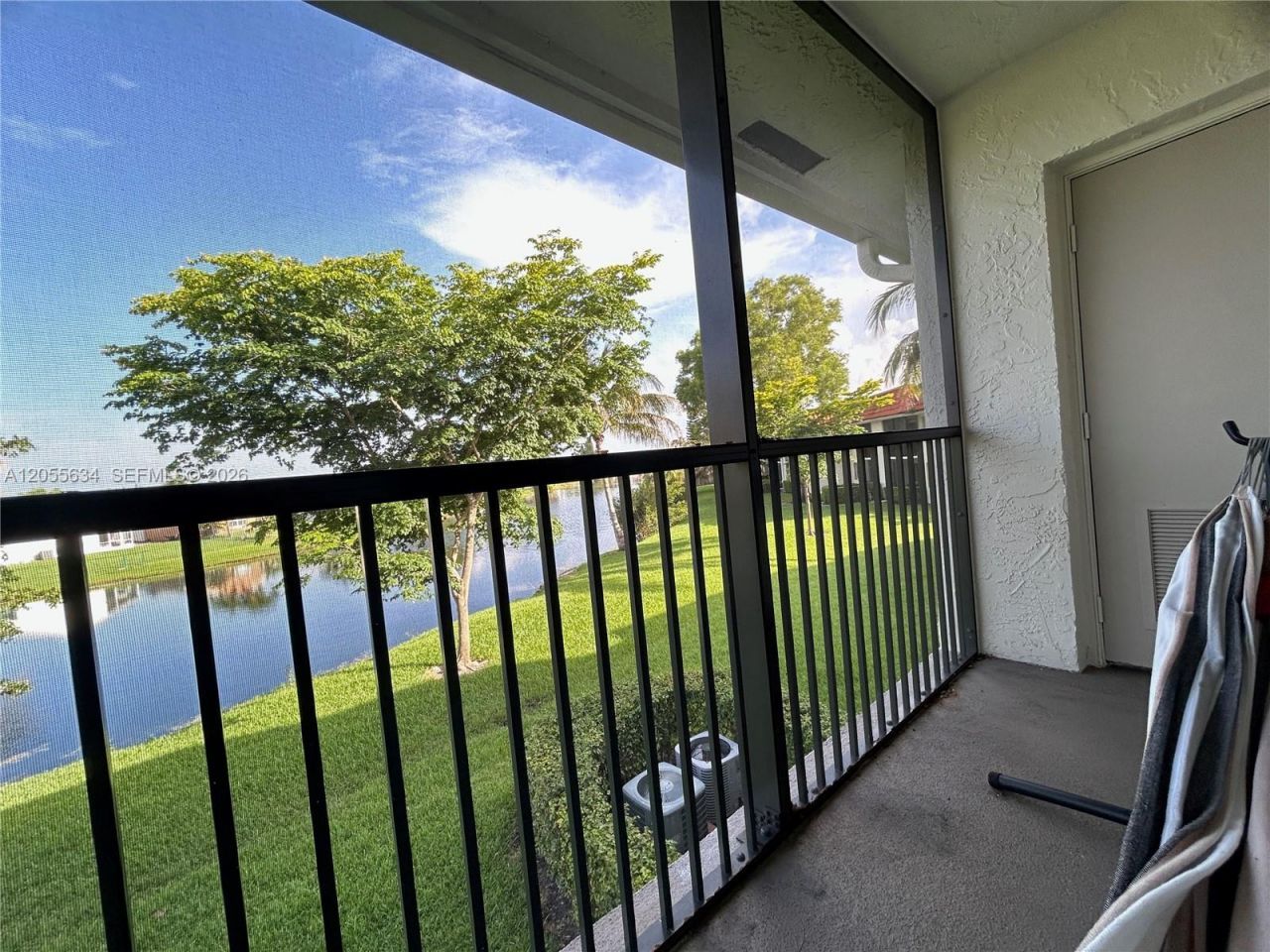 15710 E Waterside Cir , Unit 203, Sunrise, FL 33326 Photo