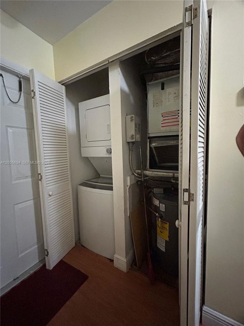 15710 E Waterside Cir , Unit 203, Sunrise, FL 33326 Photo