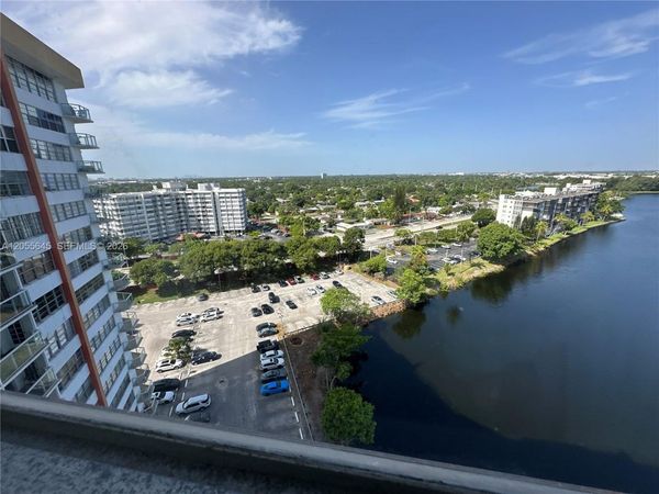 1301 NE Miami Gardens Dr, Unit 1403W, Miami, FL 33179