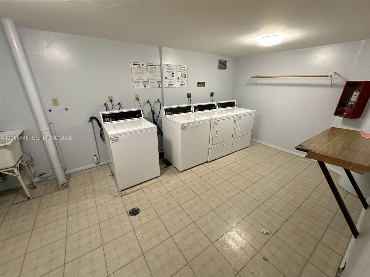 1301 NE Miami Gardens Dr, Unit 1403W, Miami, FL 33179 Photo