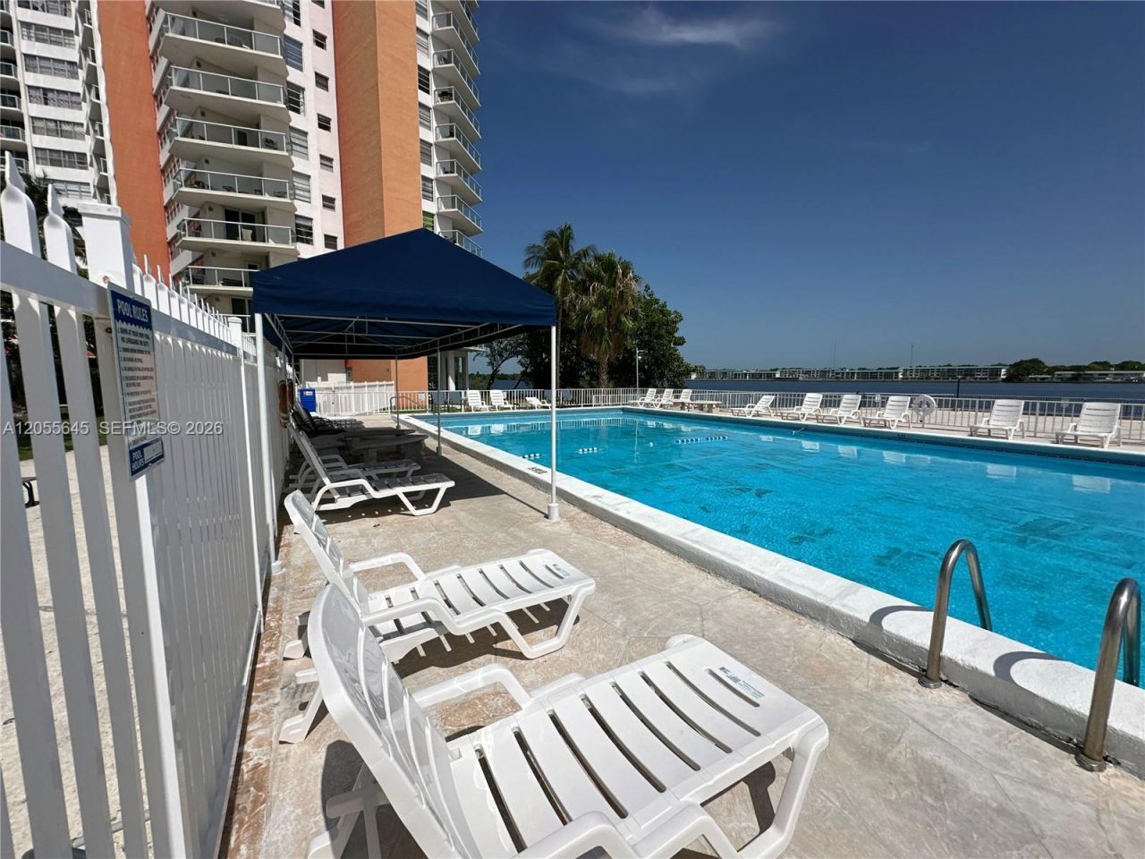 1301 NE Miami Gardens Dr, Unit 1403W, Miami, FL 33179 Photo